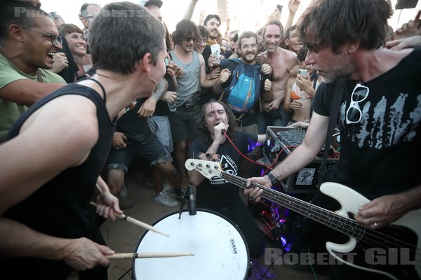 A PLACE TO BURY STRANGERS - 2023-07-09 - SIX-FOURS-LES-PLAGE  - Scene La Plage - Oliver Ackermann - John Fedowitz - Sandra Fedowitz